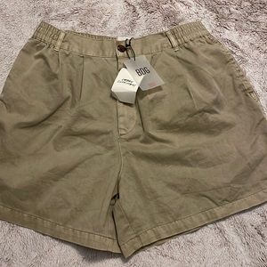 Urban Outfitters shorts size-M